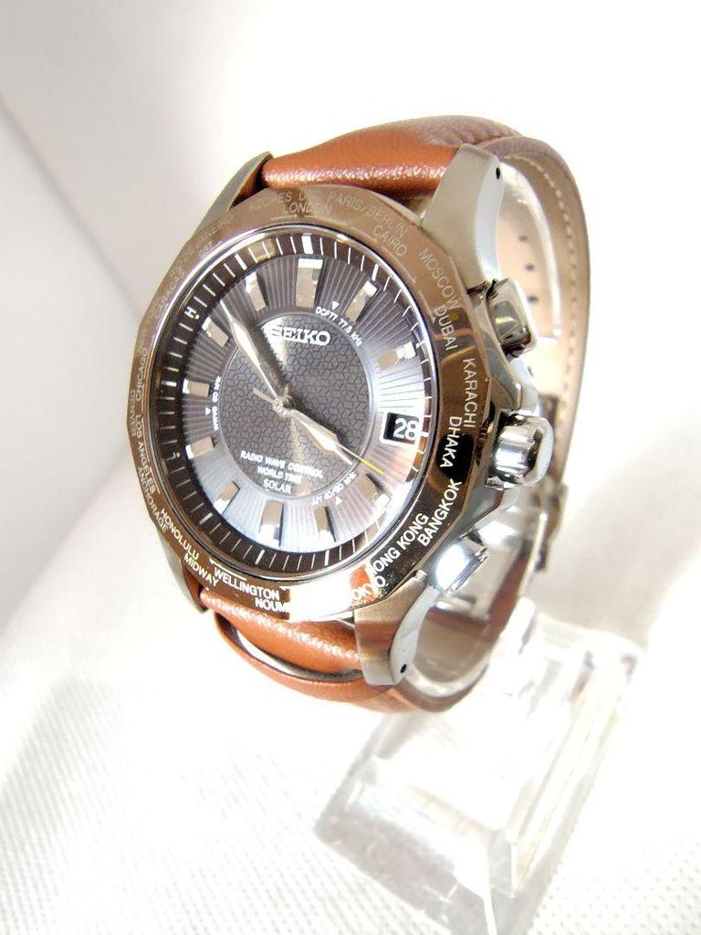 [USED] Radio-controlled solar watch, rare, Seiko Brightz World Time strap