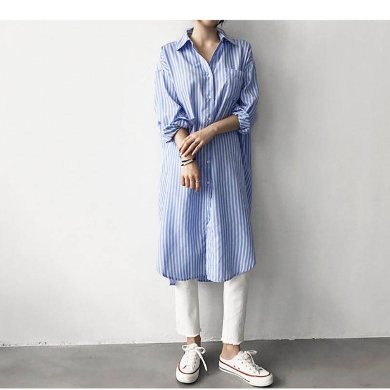 Camicia di media lunghezza da donna Versione coreana del top a maniche lunghe da donna Primavera Blu e Bianco a righe verticali Giacca Camicia da donna Larga