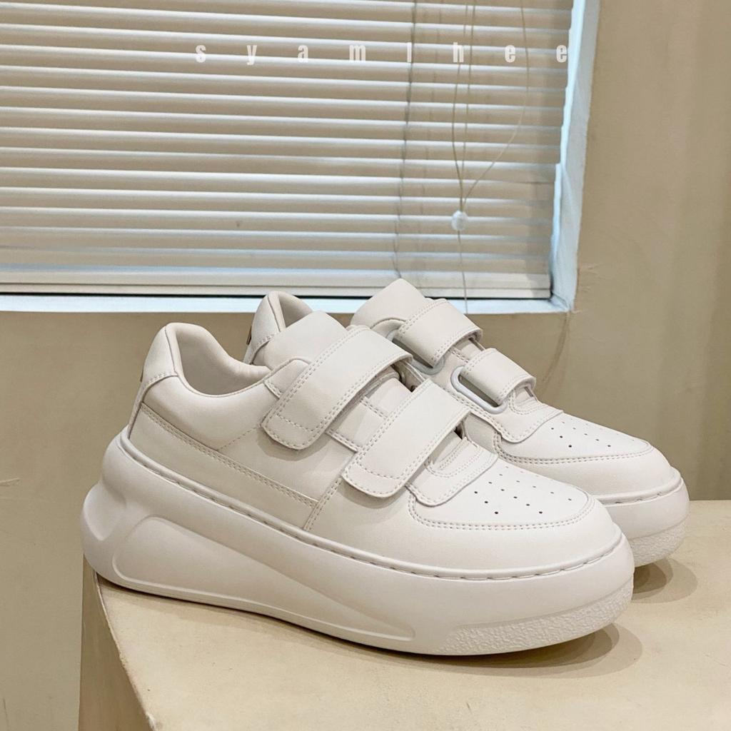 Thick-soled Velcro little white shoes women's 2025 new spring and autumn popular versatile leather muffin sports and leisure board shoes