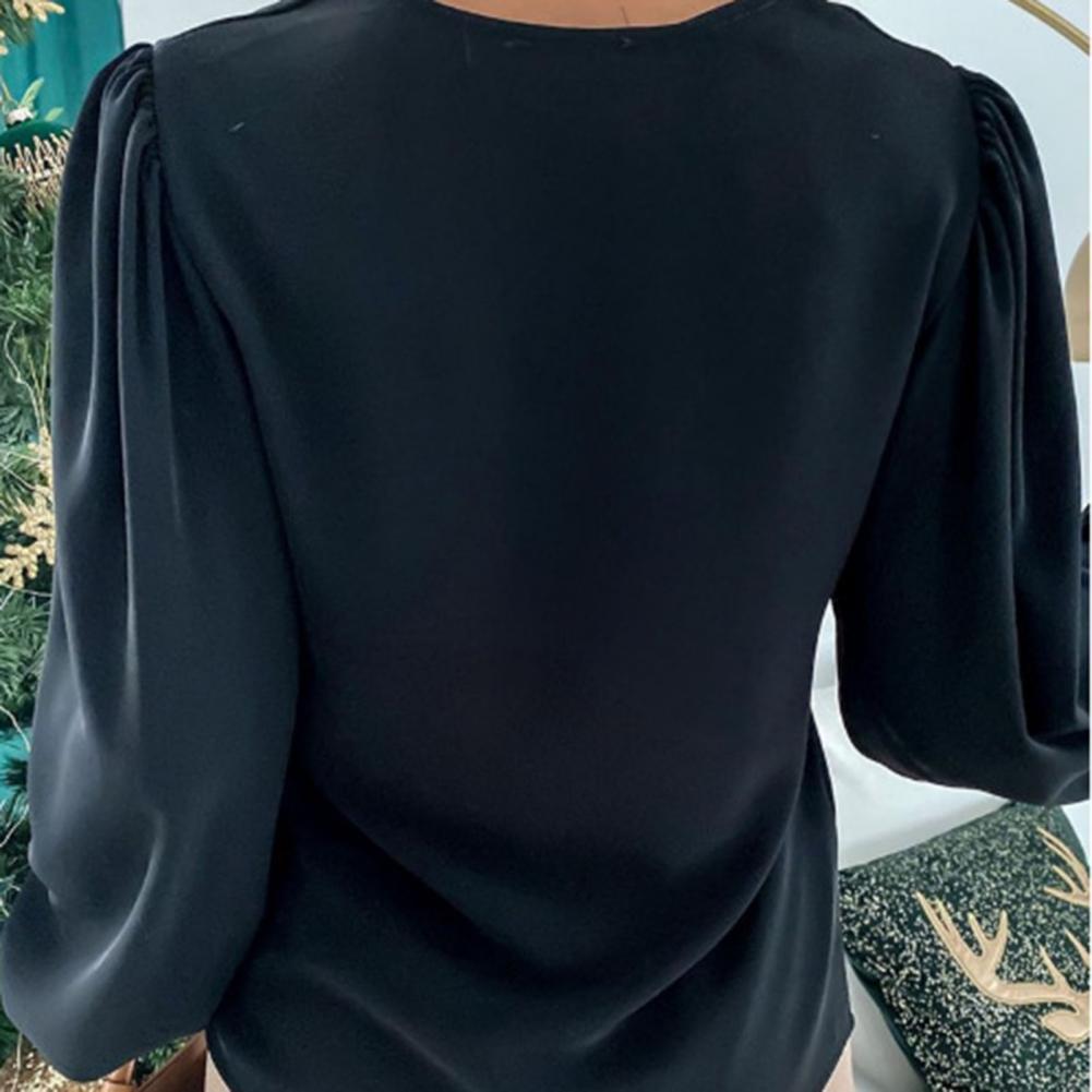 Dámské tričko s výstřihem do V a řetízkovým výstřihem 9333 - Evropský a americký styl