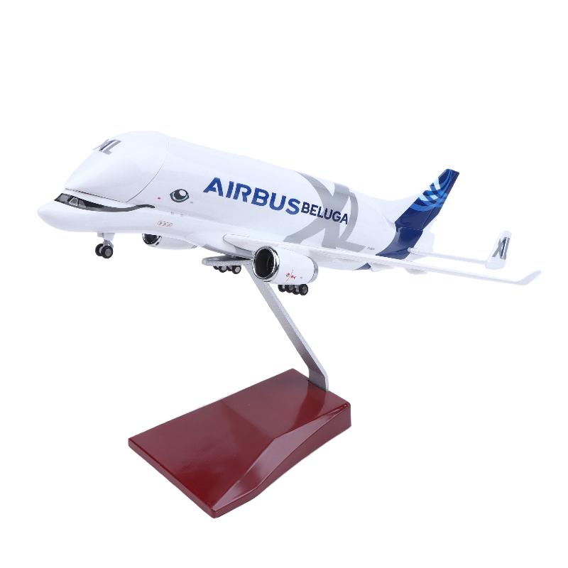 1 Набір 30см 1:Модель літака A330 Beluga Airways, лита смола, масштаб 1:80, металева модель, реактивний літак, відкритий вантажний відсік, з підставкою для демонстрації