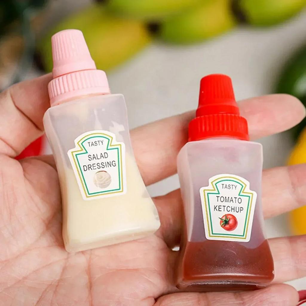 4pcs/set - Square Seasoning Split Bottle Cute Mini Portable Sauce Bottle