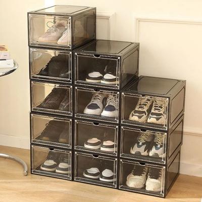 Neue durchsichtige Basketballschuh-Box mit Saugnapf Acryl-Aufbewahrungsbox Anti-Oxidation Staubdicht Schuhschrank Haushalt Schlafsaal