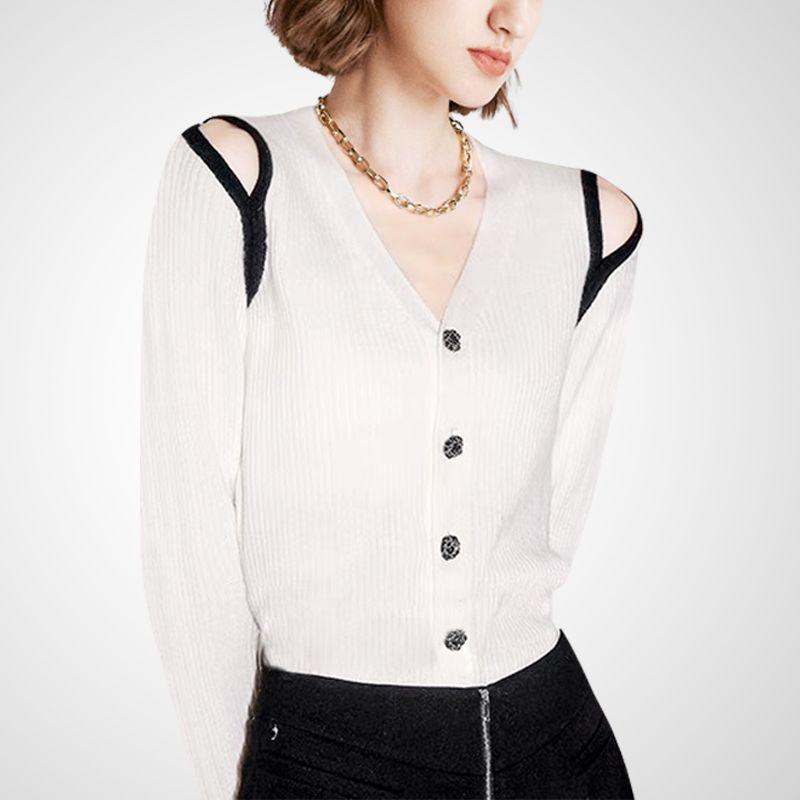 

Вязаный свитер с V-образным вырезом, нишевый стиль, молодежная мода, с открытыми плечами, милый White M