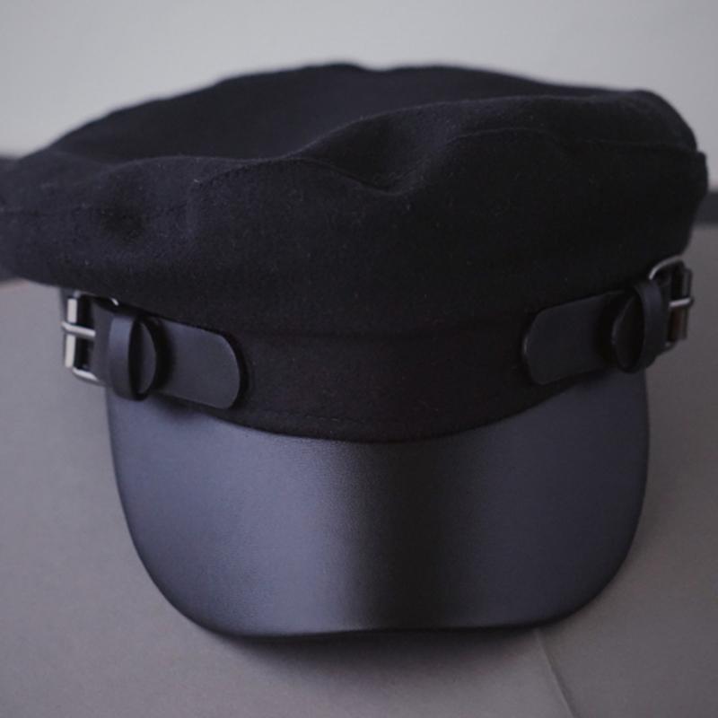 Retro Beret Hat Leather Buckle Painter Hat Warm Octagonal Hat All-match Winter