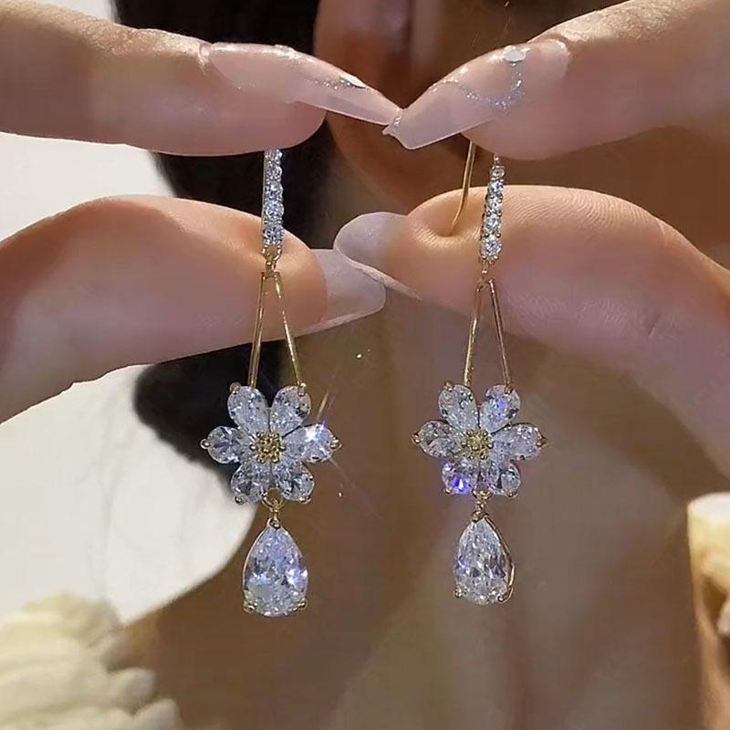 Элегантные серьги-подвески с цирконами в виде цветов - Универсальные серьги-подвески для женщин