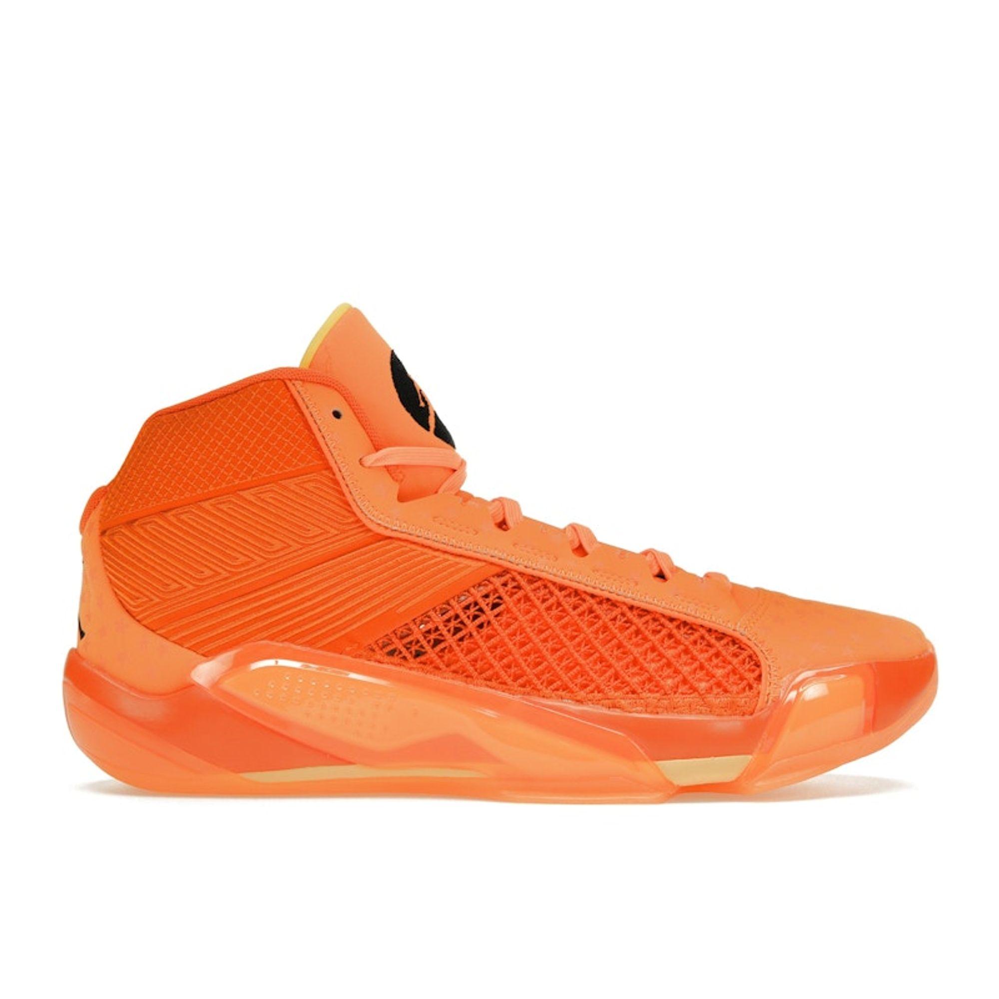 

Жіночі кросівки WNBA x Air Jordan 38 Center Star Orange Cone Black FQ9008-800 41