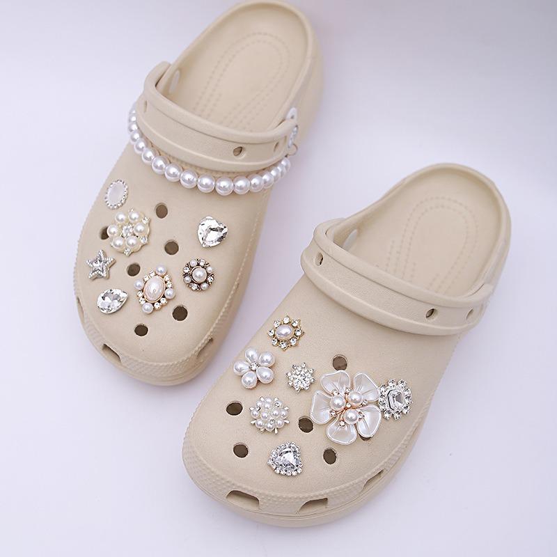 Σετ 15 τεμ. Πολυτελή μεταλλικά Στολίδια Παπουτσιών Αξεσουάρ Τρύπα Αγκράφα Παπουτσιού Προηγμένο Διαμάντι Μαργαριταρένια Αλυσίδα Στυλ Μπαλέτου DIY 3D Διακοσμήσεις Παπουτσιών