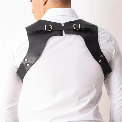 Verstellbare Schnalle Schulterpanzer Riemen Punk Schwarz Gürtel Club Party Rave Kostüme Herren Leder Hosenträger Körper Brust Hosenträger