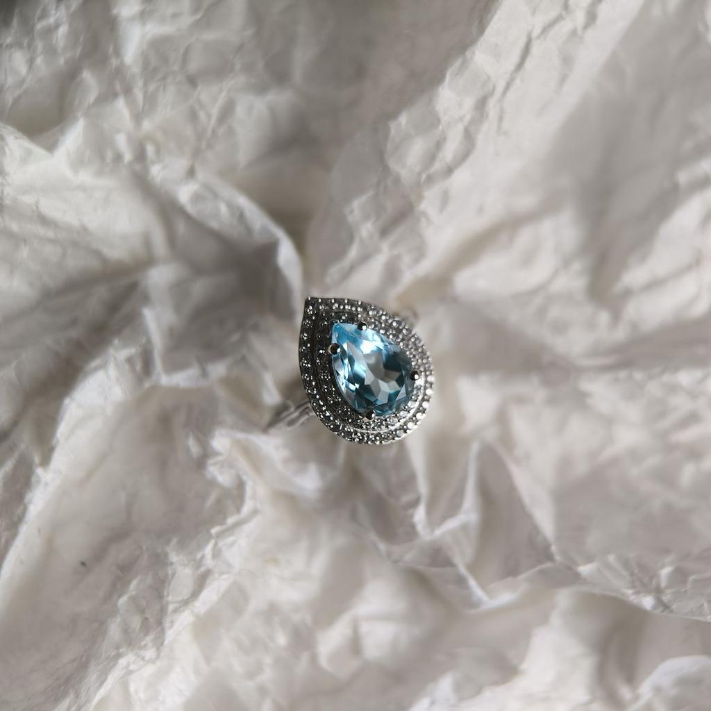 Silver Ring with Natural Topaz 2.958ct, Item Weight 3.46 G (2179573)