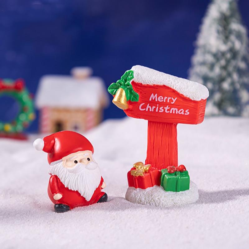 6Pcs Resin Christmas Road Signs Miniature Landscape Diy Craft Decorations Holiday Village Scene Ornaments Creative Mini Scene Making Accessories
