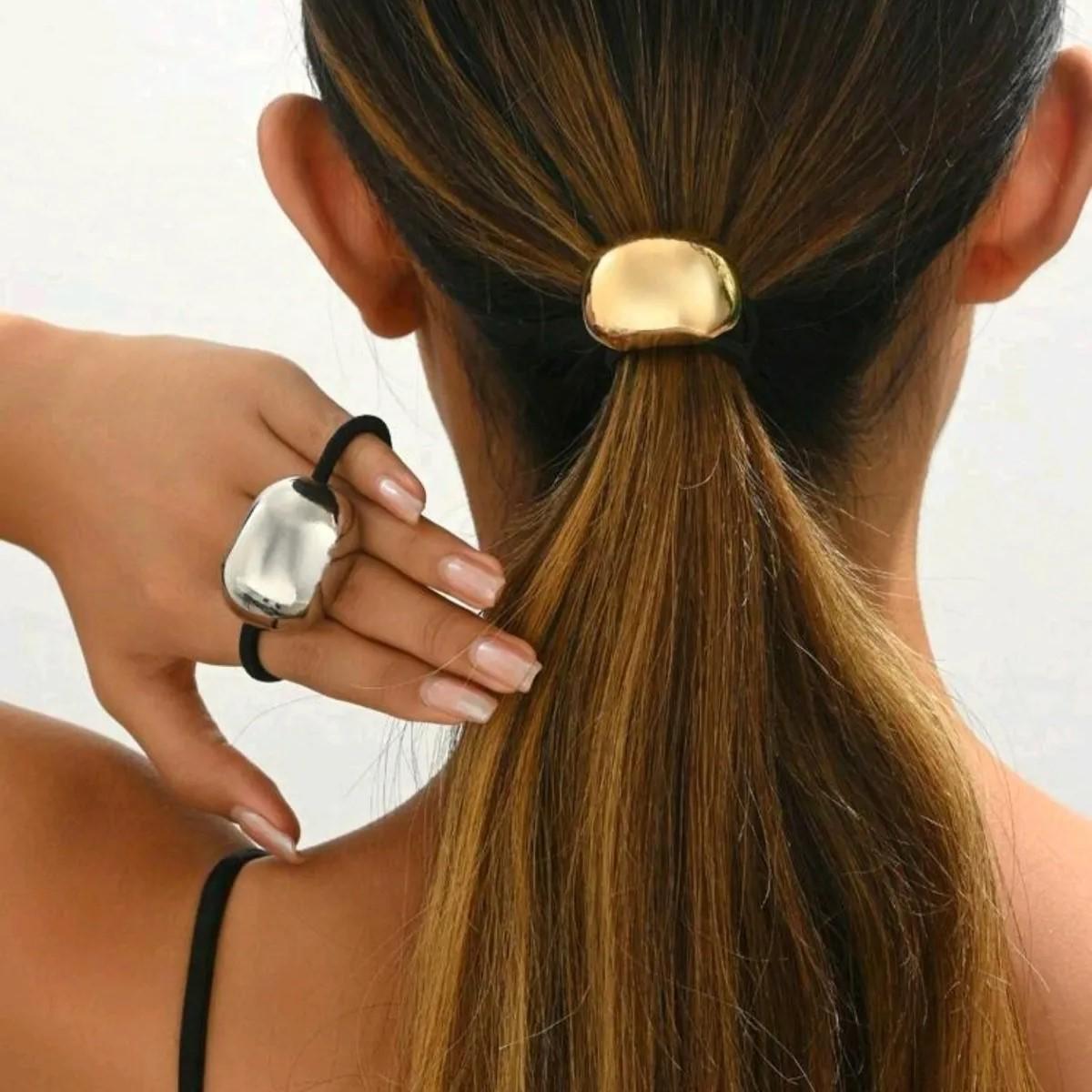 

Набір металевих гумок для волосся з 2 частин – елегантний і міцний дизайн