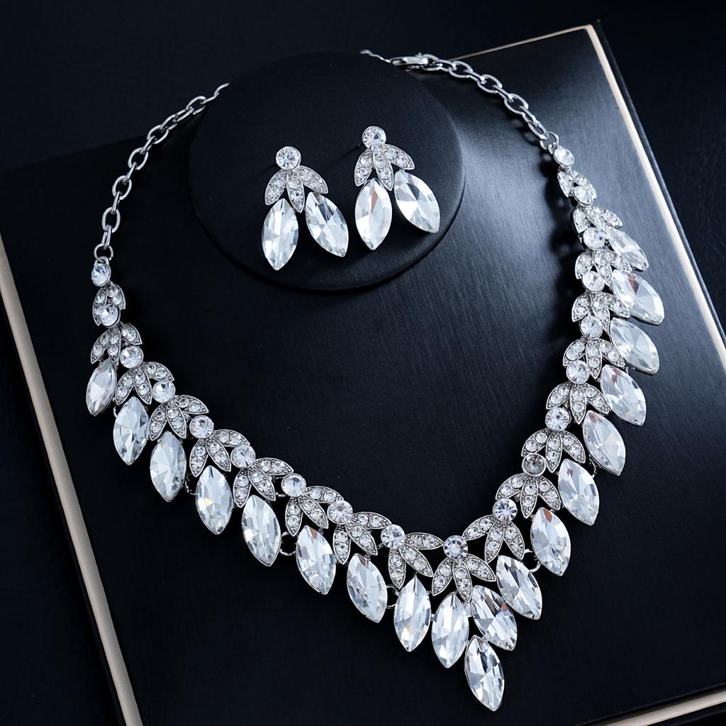 2026 European and American Luxury Earrings Necklace Two-piece Set Full of Diamonds Fashion Set Chain Bridal Dress Wedding Banquet Accessories Women