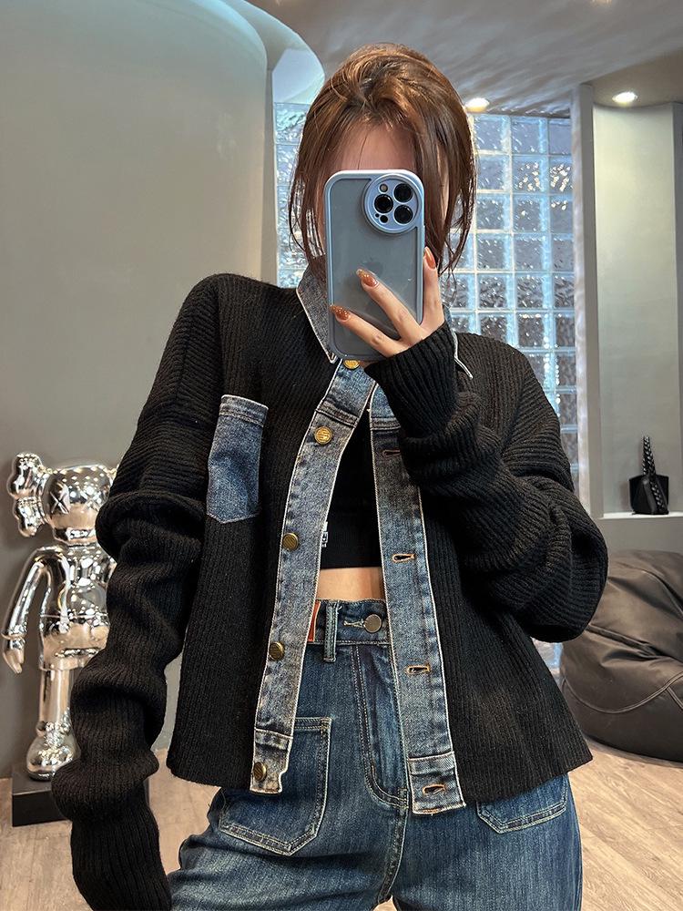2025 Europäischer Retro Denim Patchwork Strick-Cardigan: Damen Locker Geschnittene Kurze Jacke