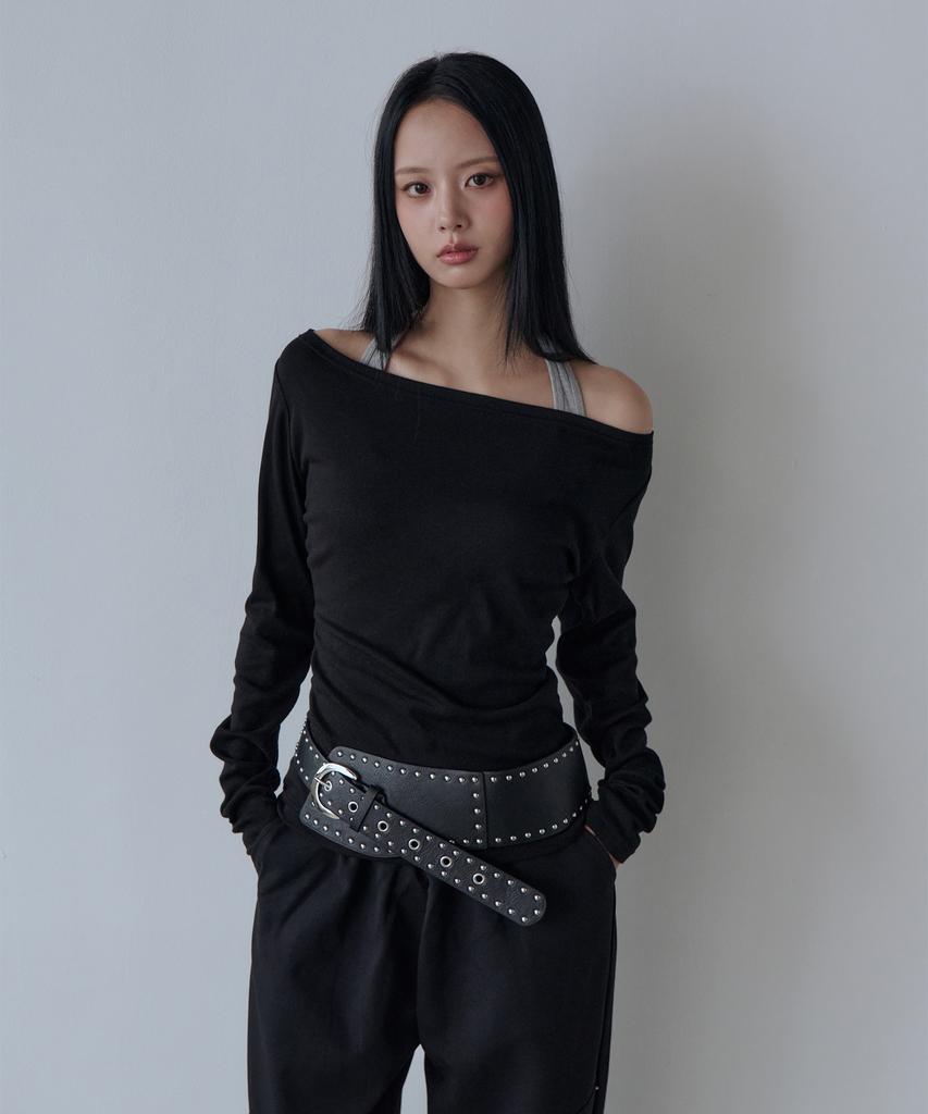 5OML Sleeveless Layered Off-Shoulder Long Sleeve (Black)