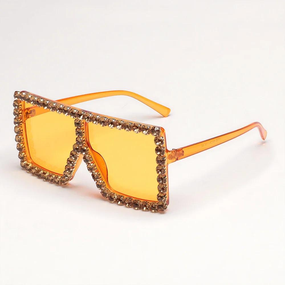 New Fashion Brand Luxury Designer Rhinestone Sunglasses Women Diamond 2026 Oversized Shades Glasses Vintage Square Sunglasses