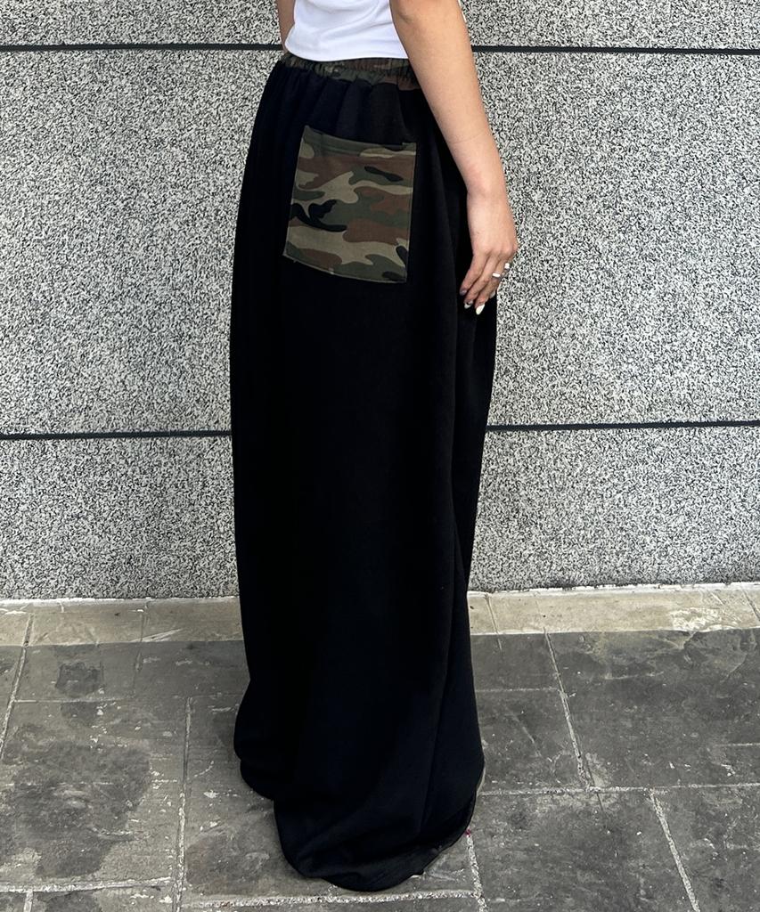 FUZZY SCAN Camo Waist Curved Balloon Pants Black