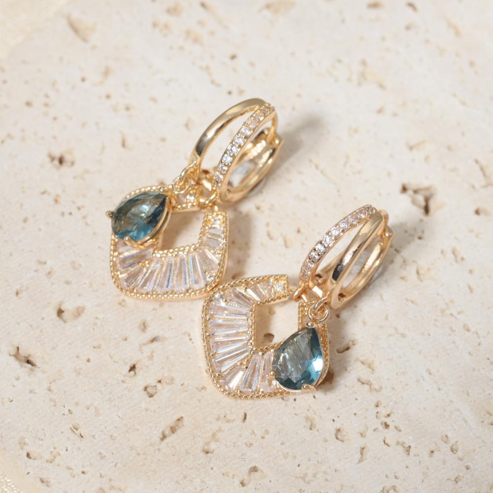 1 Pair Fashion Square Zirconia Dangle Earrings for Women Jewelry Wedding Party Accessories