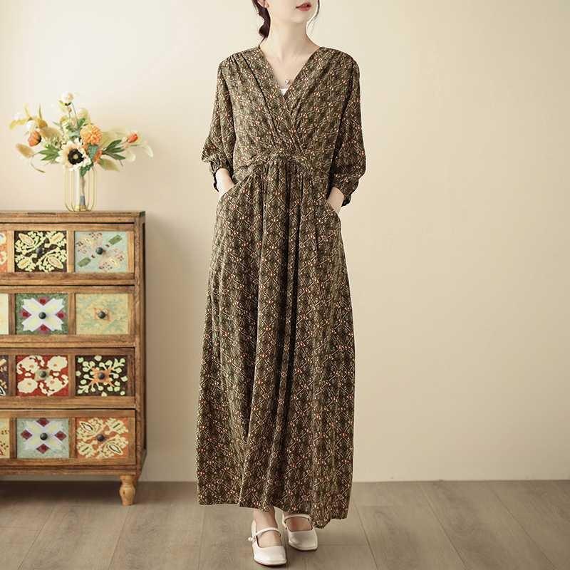 Spring and Summer New Seven-quarter-sleeved Literary French Medium-sleeved Cross-neck Coffee Break Dress