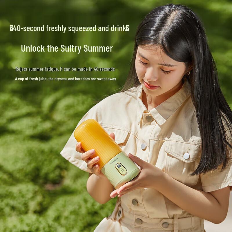 LocknLock P58 Portable Wireless Electric Juicer