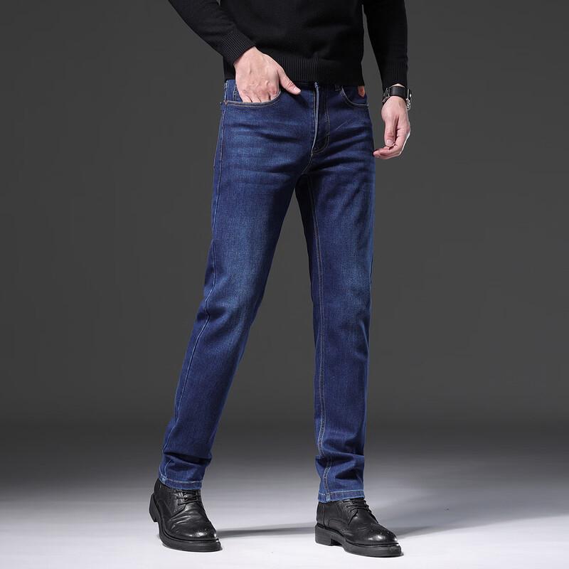Jeep Men s Comfortable Cotton Blend Straight-Leg Jeans 30