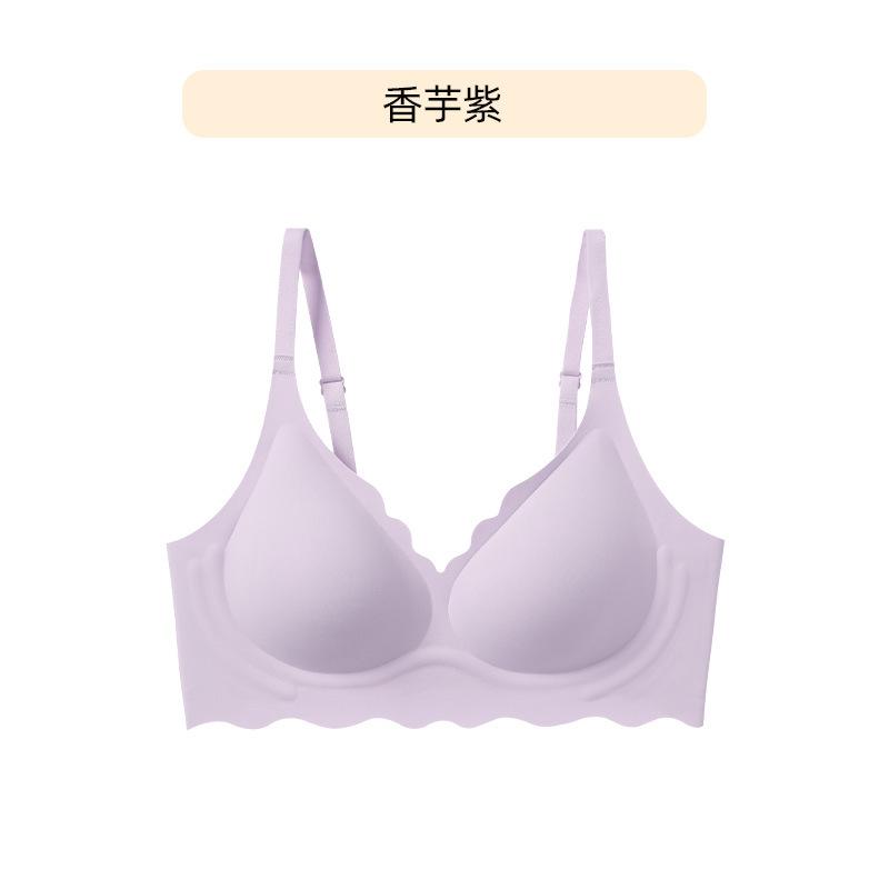 

Cool jelly strip liquid foundation has no traces, and the upper support gathers without steel ring text invisible. M(75ABC)