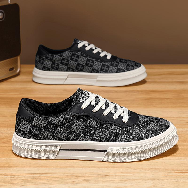 Spring Shoes for Men Canvas Casual Shoes Trend Print Flat Skateboard Shoes Youth Street Cool Sneaker