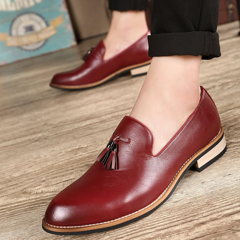 Fashion pointed Leather Brand Luxury Men Casual Driving Designer Brown Black Loafers Mens Moccasins Italian Wedding Dress Shoes tassel