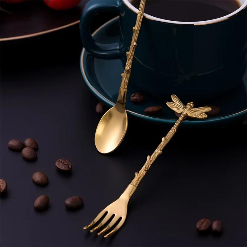 New Vintage Multiple Patterns Alloy Small Spoonfork Mini Royal Style Gold Carved Coffee Snacks Fruit Dessert Spoon Kitchen Tool