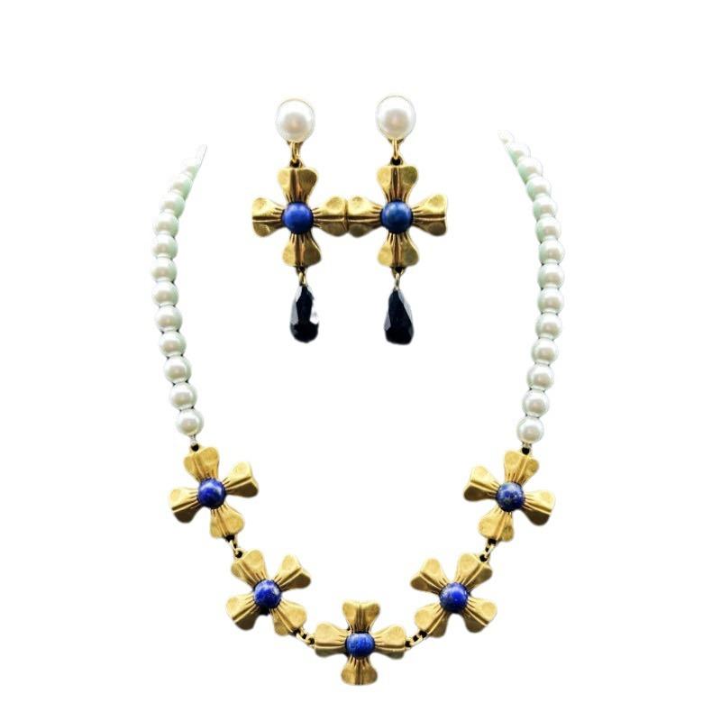 Vintage Gold Lapis Lazuli Inlaid With Four Leaf Clover Temperament Niche Pearl Necklace Earring Set