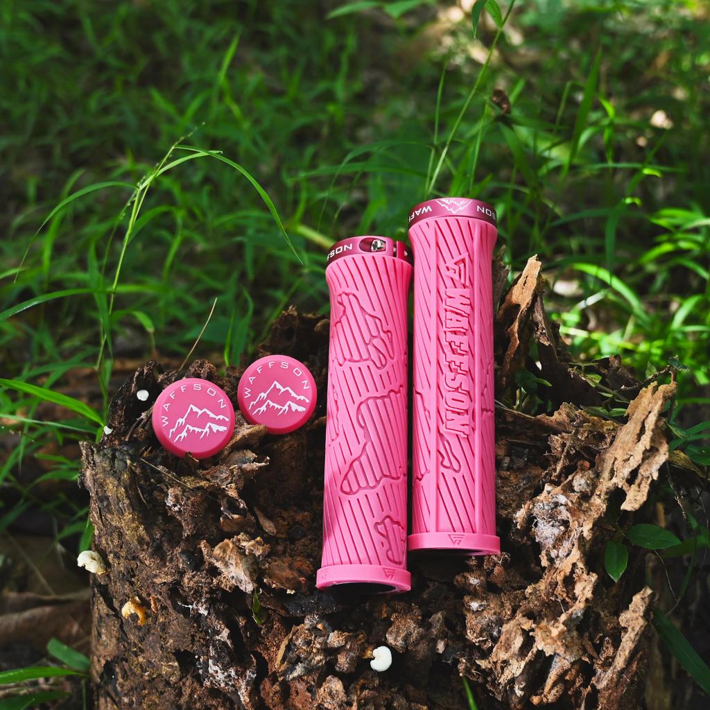 WFS World Map MTB Grips Single Clamp Ergonomic Mountain Bike Handlebar Grips Comfortable Vibration Damping for and Downhill Berry Pink Lock-On –