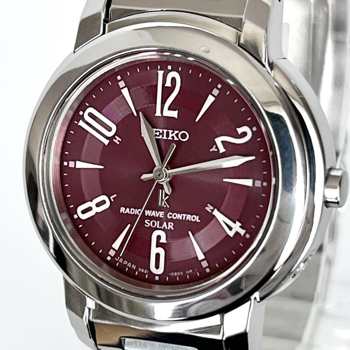[In operation] Polished Seiko SEIKO LUKIA Ladies Watch Radio Solar Good Condition Wine Red Dial s2361
