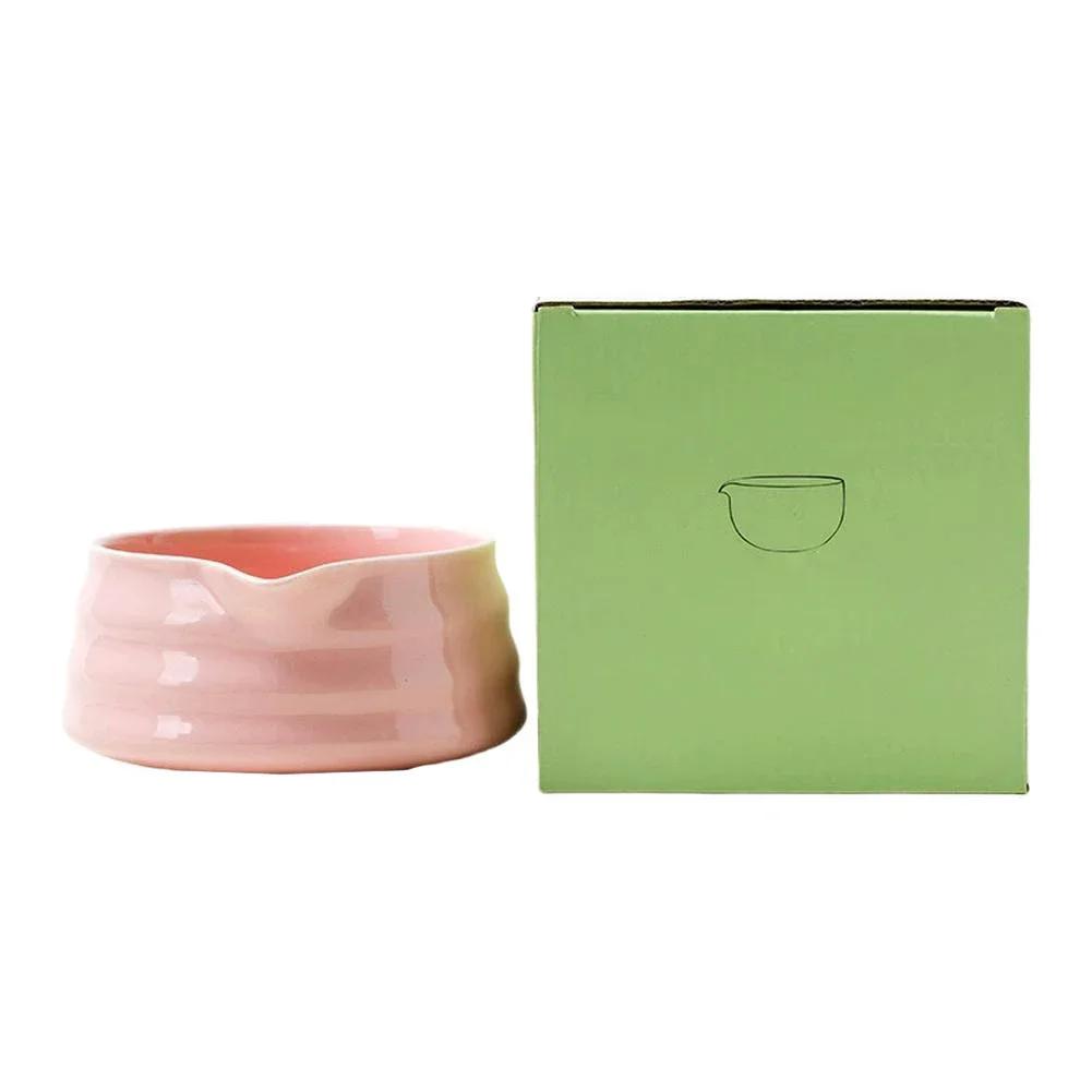 

1PC Handcrafted Japanese Matcha Bowl Set With Spout - Perfect For Tea Lovers Bowl 13x13x5cm Pouring Spout Teaware Sets рожевий