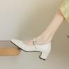 Krazing Pot Full Grain Leather Round Toe Med Heels Autumn Mary Janes Summer Shoes Women Pleated Decoration Pumps