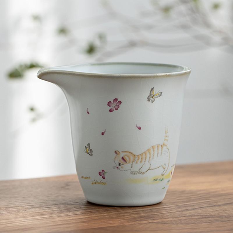 200ml Chinese Tradition Ru Kiln Fair Cup Cute Cat Pattern Ceramic Teacup Beauty Tea Infuser Master Handmade Tea Set Accessories