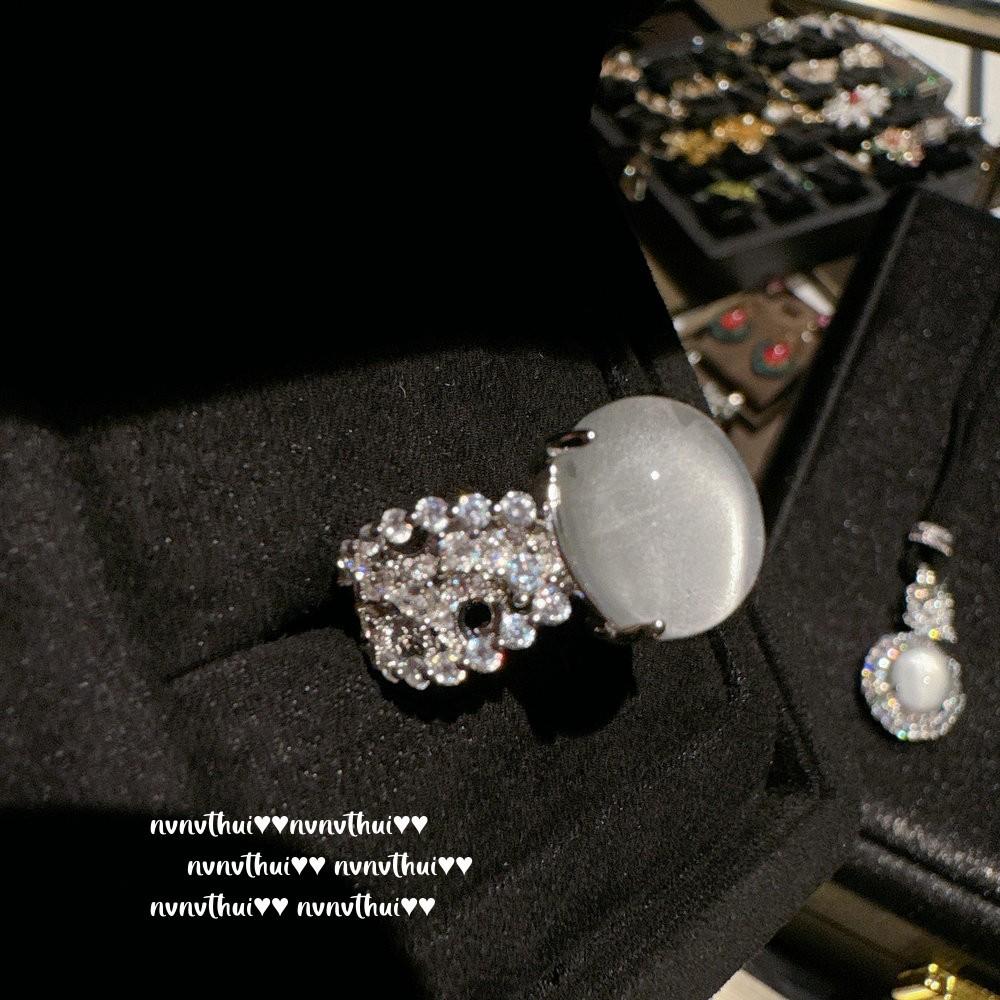 Lychee Frozen White Chalcedony Large Egg Surface Gem Pendant Necklace, Water Spirit, Concubine Smile, Egg-Shaped Zircon Ring.