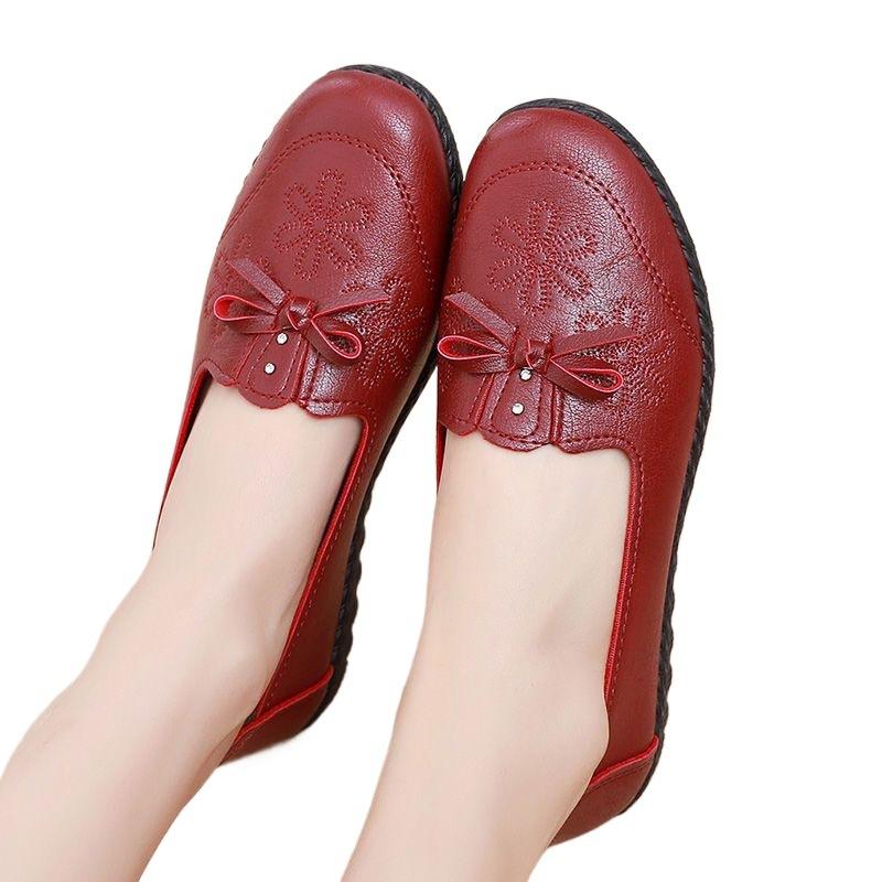 Mom shoes spring soft soles versatile single shoes flat middle-aged and elderly women's shoes non-slip grandma