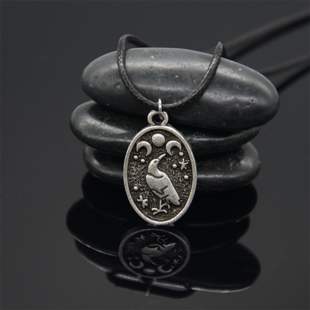 Wicca Dreifachmond Göttin Wikinger Schmuck Odin Rabe Amulett Pentagramm Wicca Heidnisch Mond Halskette Männer Frauen Schmuck