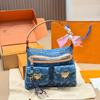 jeansblau