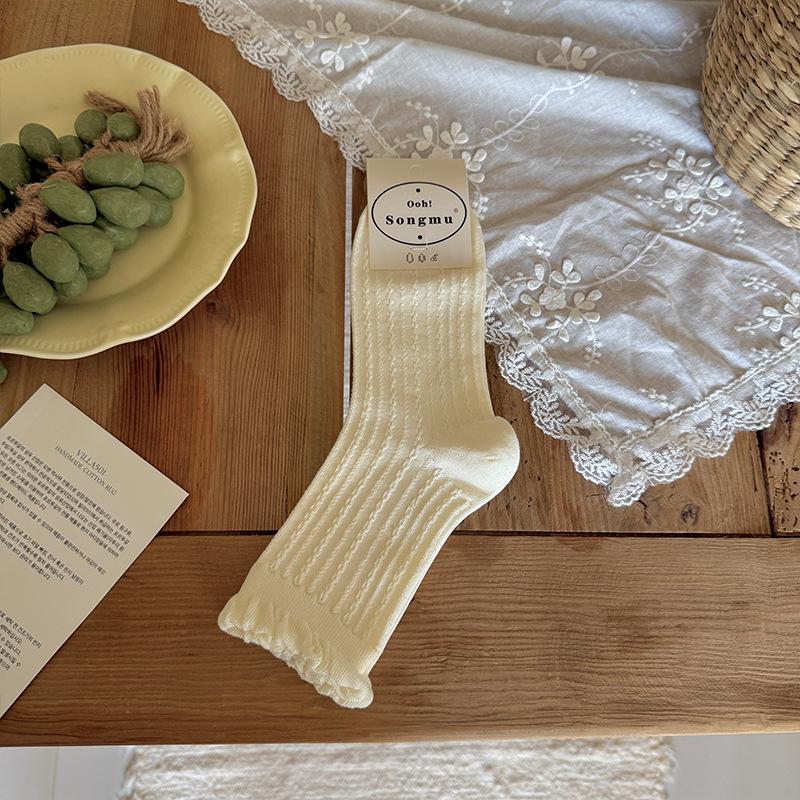Female Spring and Autumn Sweet Three Dimensional Relief Bubble Mouth Lace Ballet Wind Boneless White Tube Pile Socks