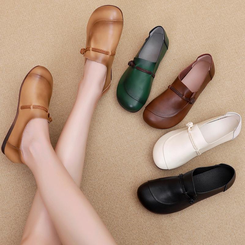 Leather round head flat bottom mother shoes soft sole soft surface comfortable foot women's single shoes deep mouth middle-aged women's leather shoes