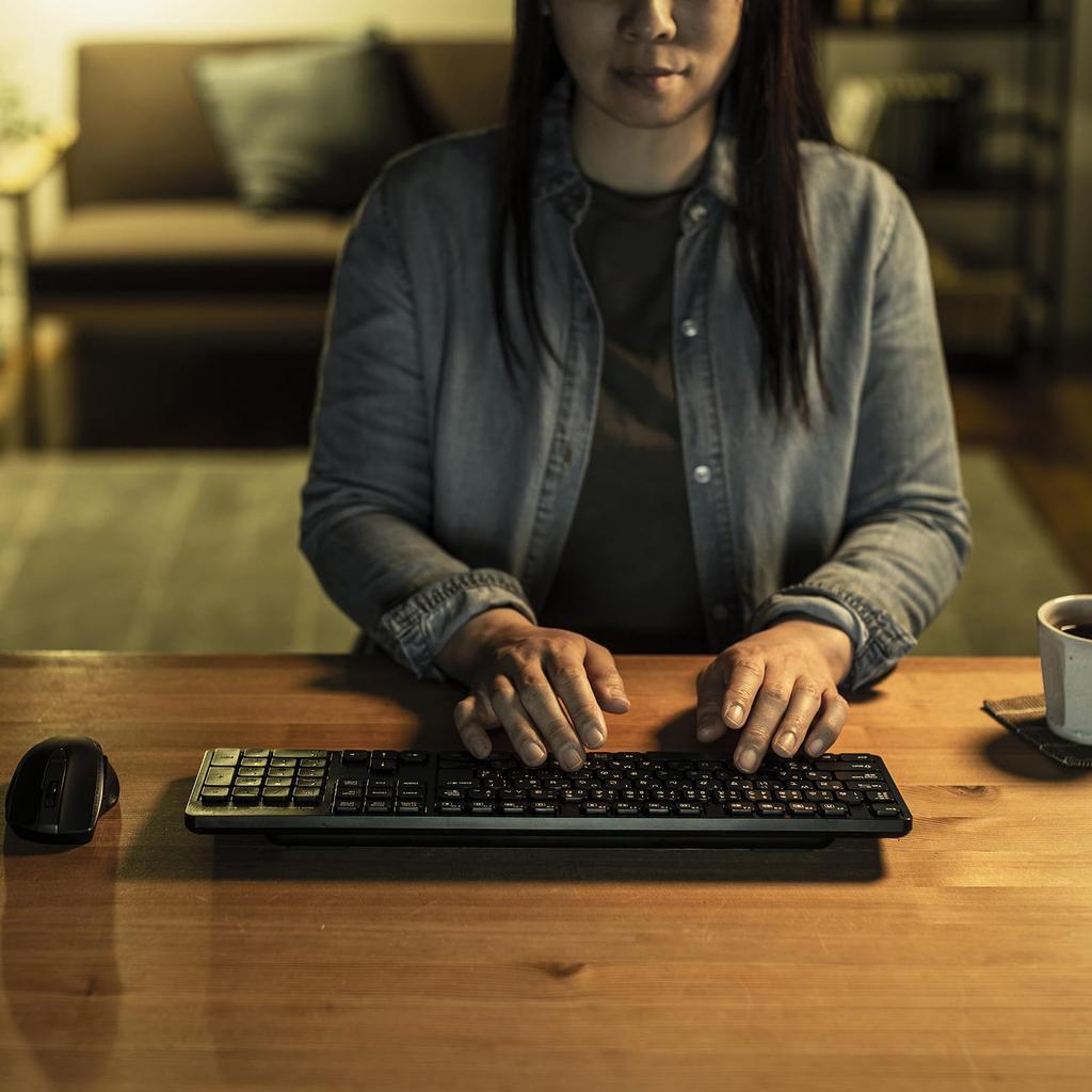 Teclado Sem Fio Silencioso Sanwa Supply (Sem Fio 2.4GHz com Teclado Numérico) SKB-WL37BK