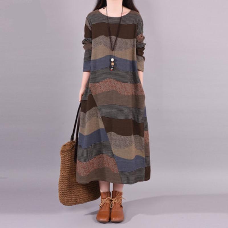 

Round Neck Long Sleeved Casual Loose Cotton and Linen Dress M темно-коричневого