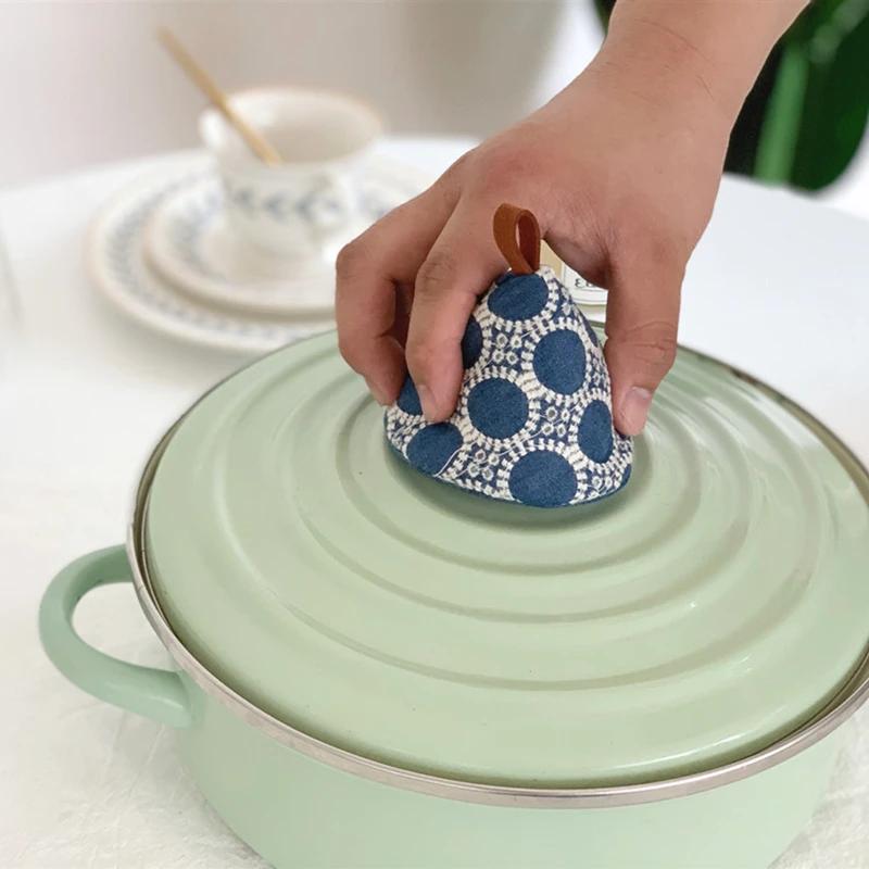 Pot Lid Anti-scalding Oven Gloves Mitts Kitchen Cotton Baking Insulation Hand Clip Microwave Heat Resistant Gloves