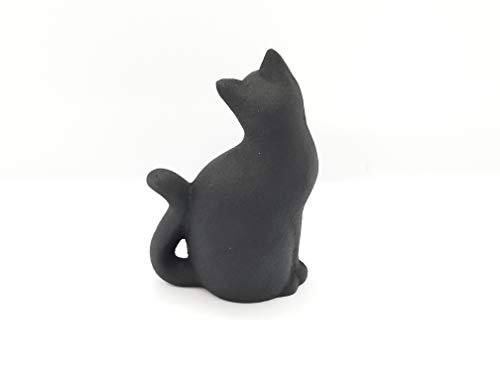Iwachu Paperweight, Long-Tailed Cat, Black, Dimensions (cm): 5 X 3.5 X 7.5 (H), 30501, Nambu Ironware