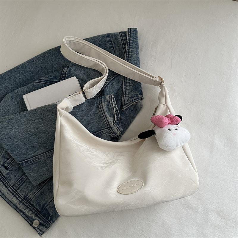 Simple and High-value Tote Bag for Women Ins Fashion Large Capacity Crossbody Bag for Daily Commuting and Casual High-value Single Shoulder