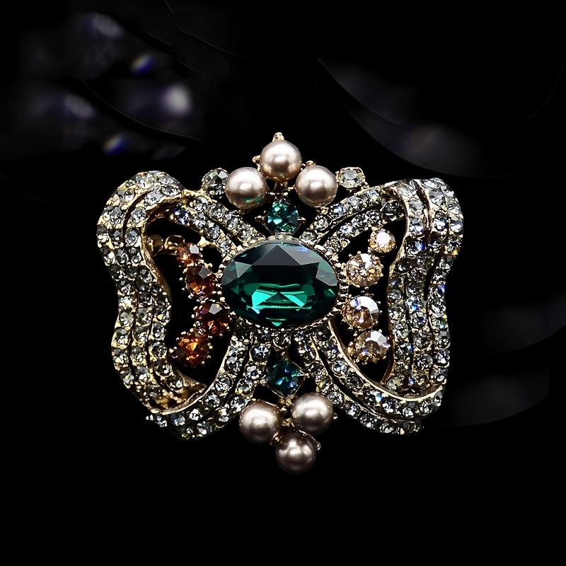 Retro Luxury Crystal High-end Brooch, Women's Niche High-end Sense Pearl Brooch, New Korean Personalized Brooch