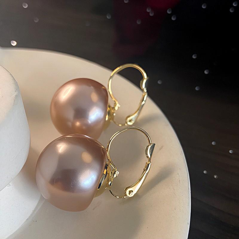 

Серьги-пусеты из серебра 925 пробы с жемчугом и цирконами - Универсальный нишевый дизайн