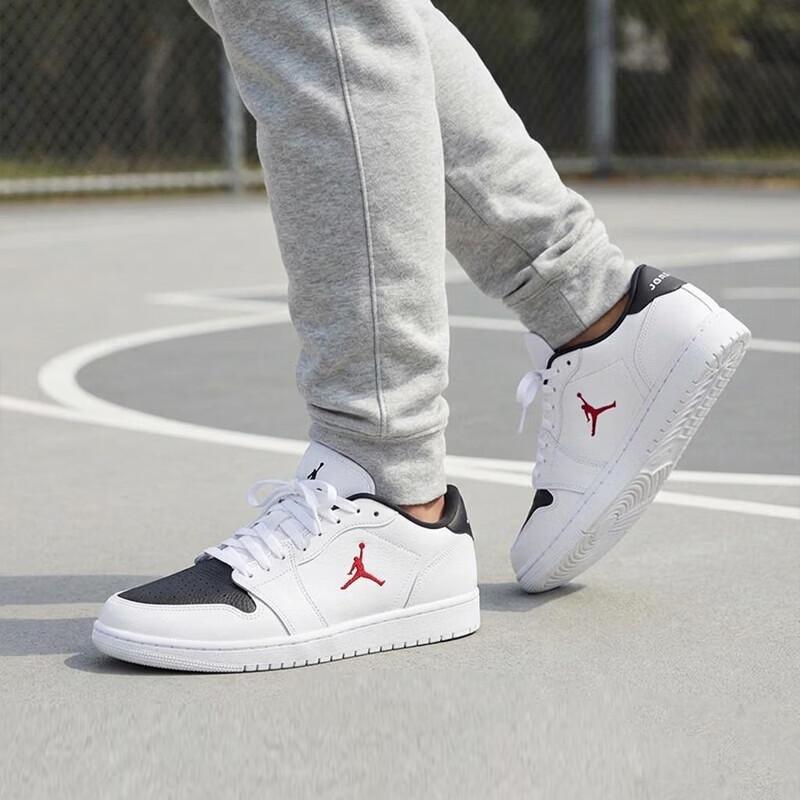 Jordan Court Connect Men's Casual Sneakers