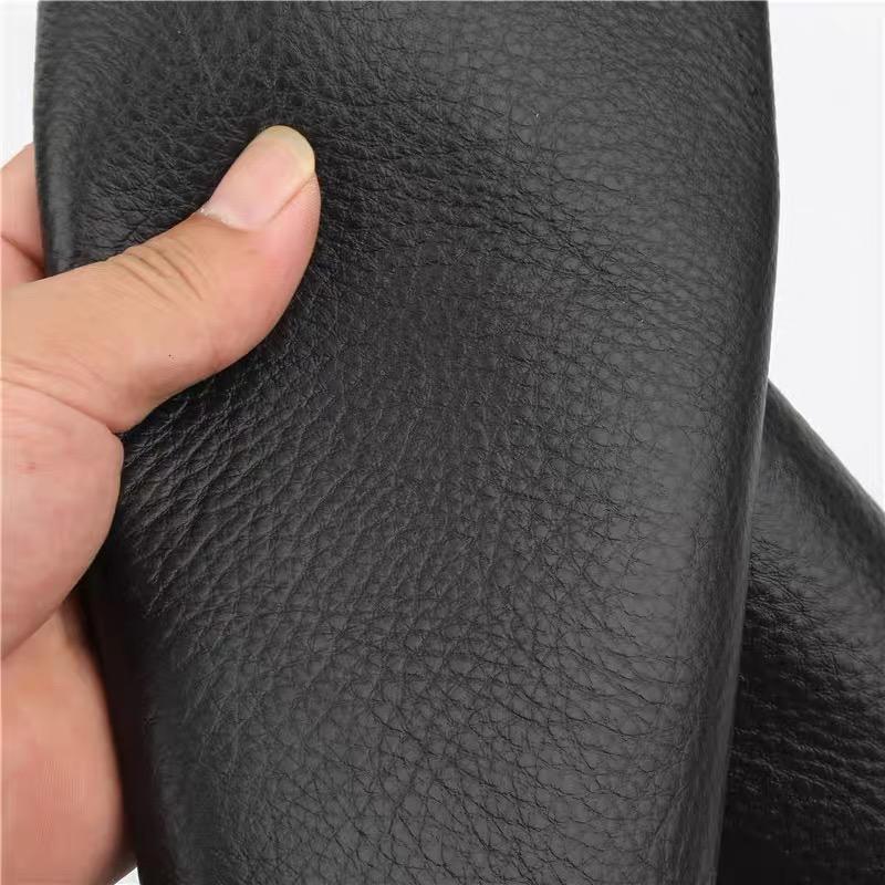 

2mm black natural wear-patterned first-layer cowhide leather for car seats, sofas, beds, and soft covers, in one piece 20x30cm чёрный